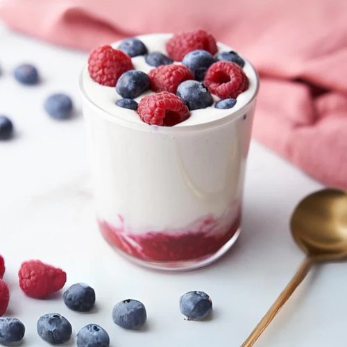 (Optional) Breakfast Parfait Cashew Nut Yogurt with Raspberry Puree 280g