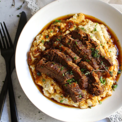 Slow Cooked Braised Beef Brisket, Potato Mash, Broccoli with Chimichuri 400g (NDIS)